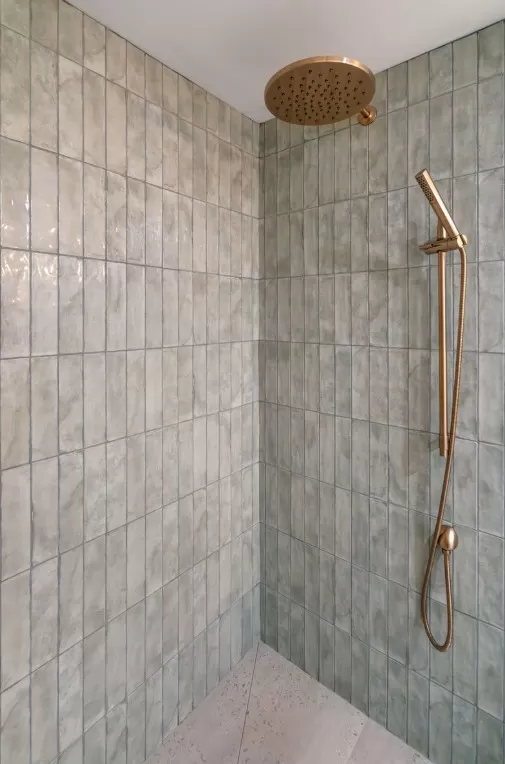 Colourful Shower featuring Parkview Breeze 2x10!