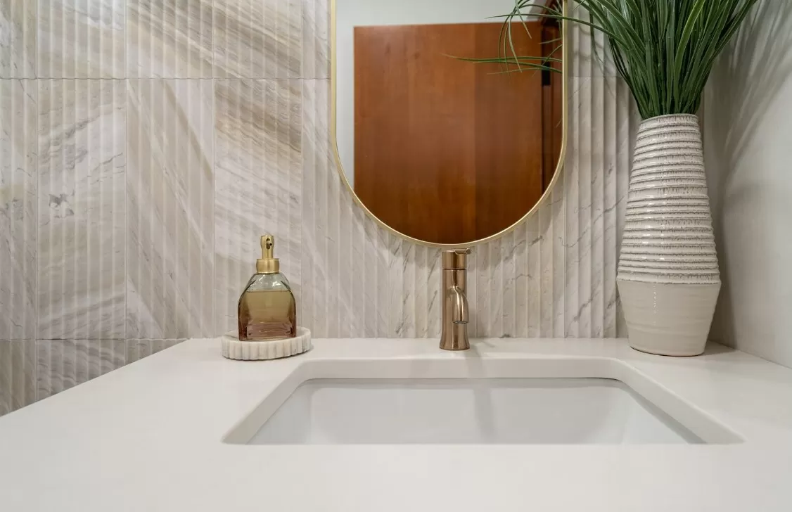 Concave Marble Backsplash