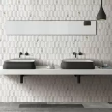 COASTLINE 2 TONE MARBLE MOSAIC OCEAN 12x12 HONED W/POLISHED ACCENTS  111700