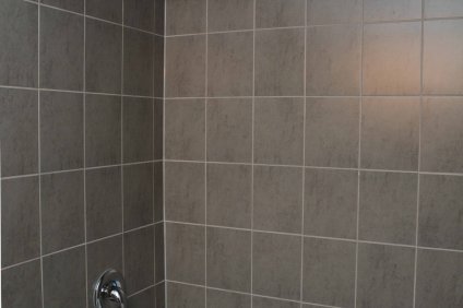 Showers | Ceramic Decor