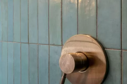 Contour Blue Shower