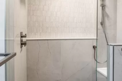 Stunning Warm-Toned Bathroom
