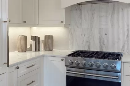 Fluted Marble Splash Above Stove